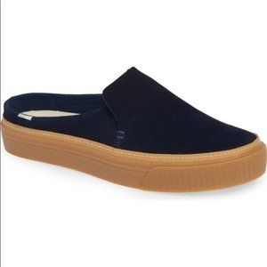 Tom’s Sunrise Suede Sneaker Navy Suede Mules Size 10